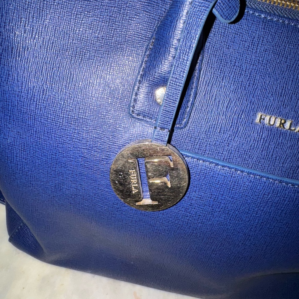 Furla Elegant Navy Blue Handbag - Picture 3 of 16